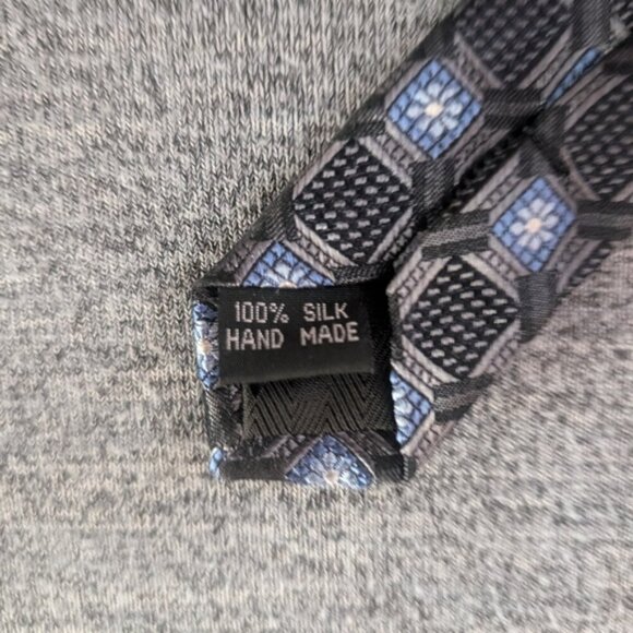 Bruno Piattelli Silk Tie, Blue/Grey/Black Geometric/Floral Pattern, 60.5" - Picture 4 of 4